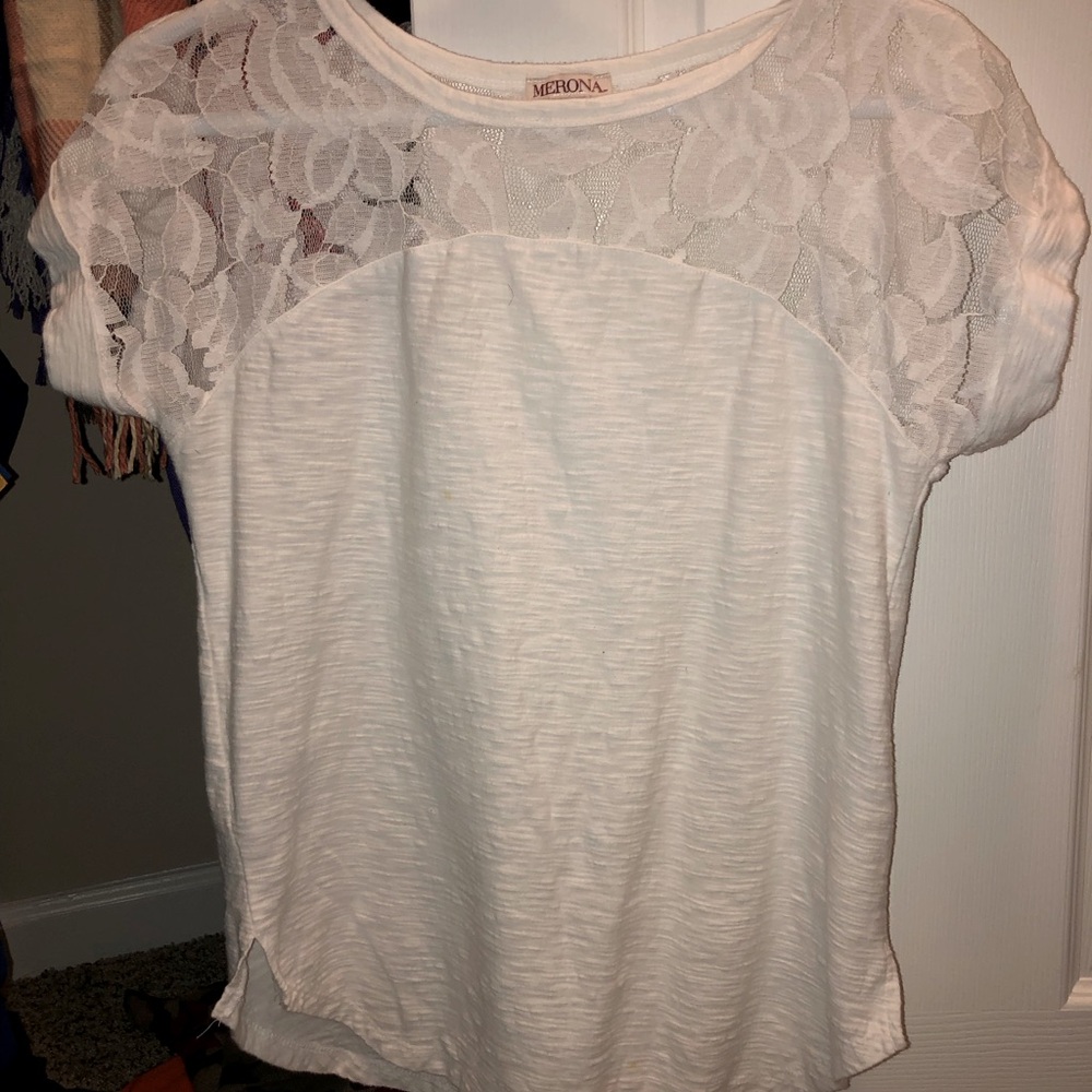 Beautiful lace white top from merona
